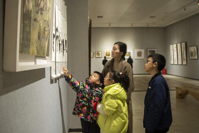 湖南娄底 春节 美术馆 过大年 花鸟画 假日