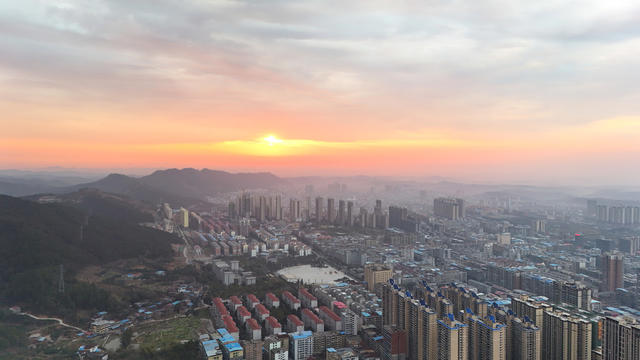 清晨  太阳  朝霞  云霞  似火 县城  风景  旅游  风光  自然