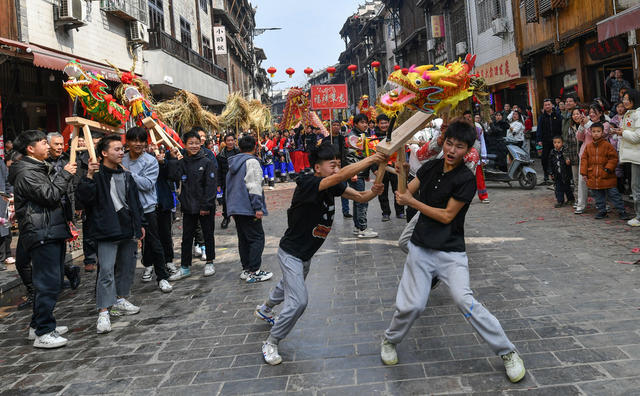 春节 民俗 舞龙 闹春