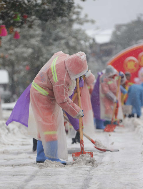 铲雪 畅通 安全 雪 张家界