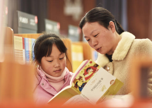 湖南嘉禾：书香伴寒假