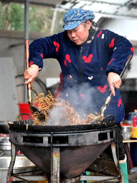 百家  村民  邻里  新风尚 村晚  新春