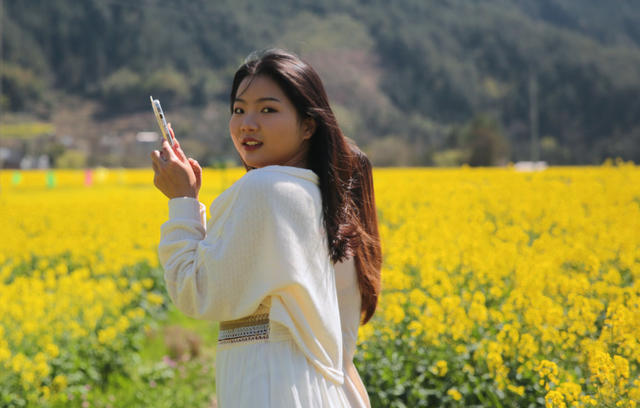 湖南桂东 花 客 乡村 游客