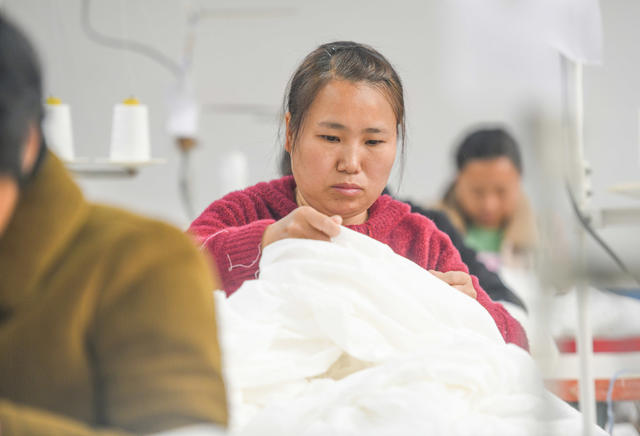 乡村
道县
微工厂
乡村振兴
富民车间
留守妇女就业
