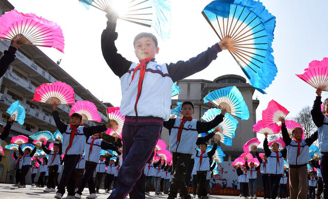 非遗 校园 学生 花灯操