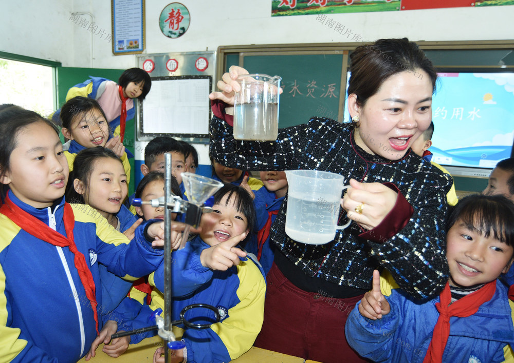 湖南嘉禾： 爱护环境  节水护水   
