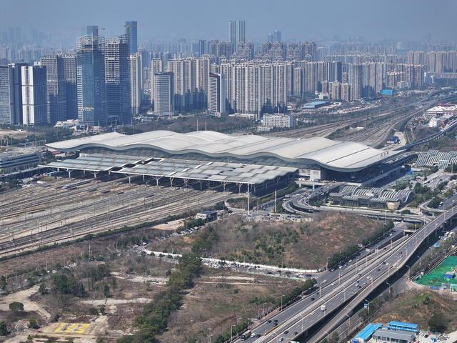 高铁 南站 火车 交通枢纽