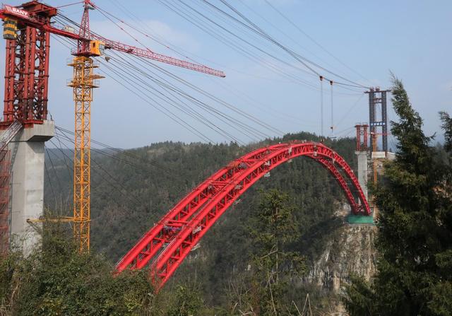 晴好天气施工忙