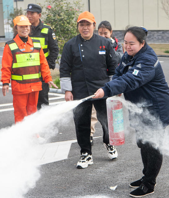 交通  高速公路  消防  “三八”妇女节  怀化  芷铜高速