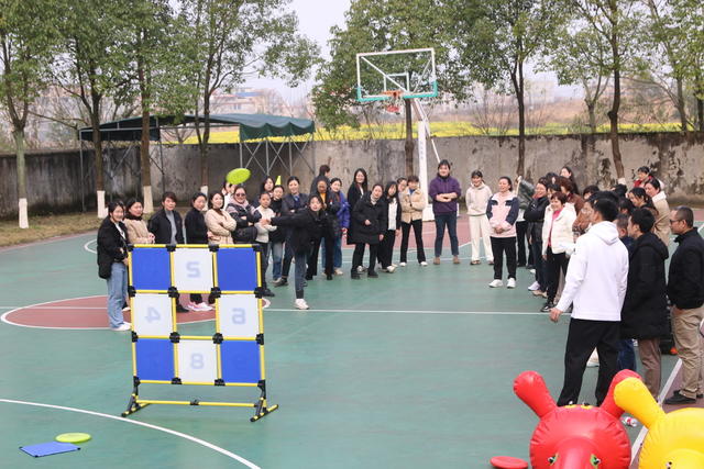 三八
趣味
比赛
