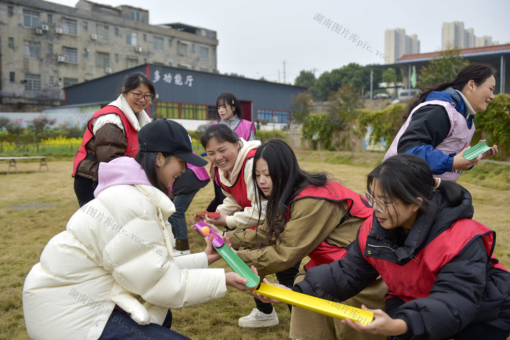 ”三八“节，女职工，趣味运动