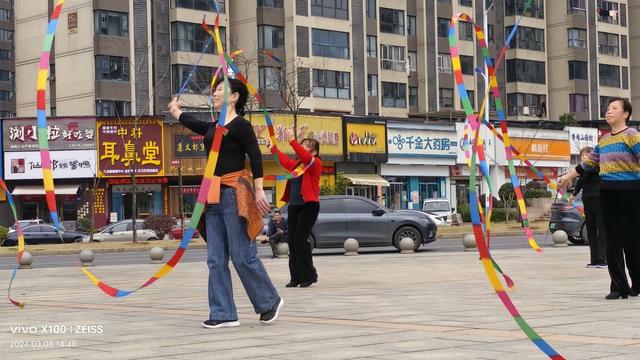 三八节，我做主，我疯狂