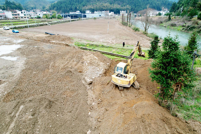 湖南桂东 田地  耕 群众