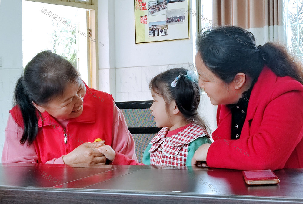 湖南桂东 阳光助力 梦想 志愿者 困难儿童