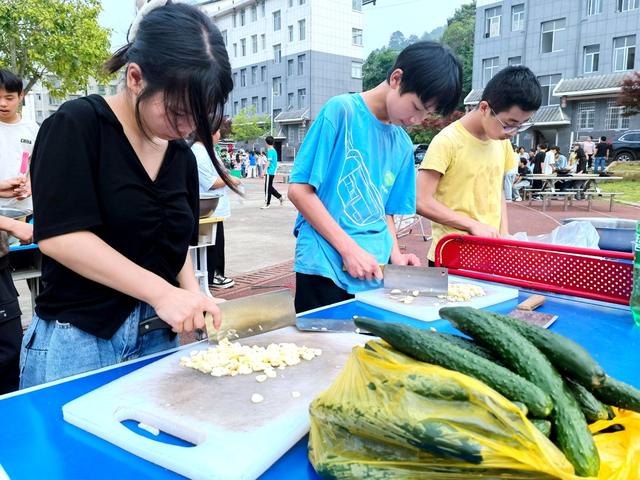 通道  播阳  美食制作