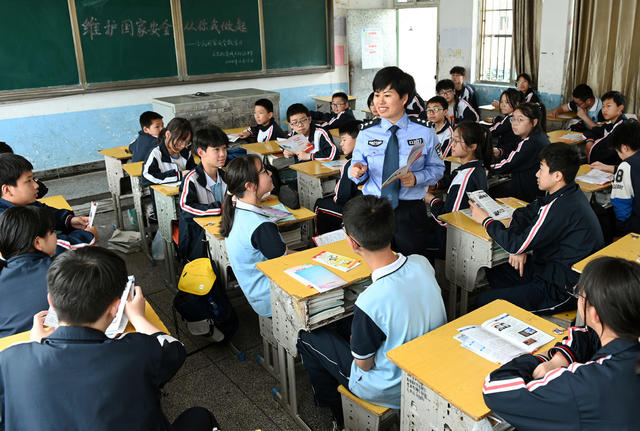 全民国家安全教育日 国家安全知识 学校  教育  民警 宣讲 总体囯家安全观