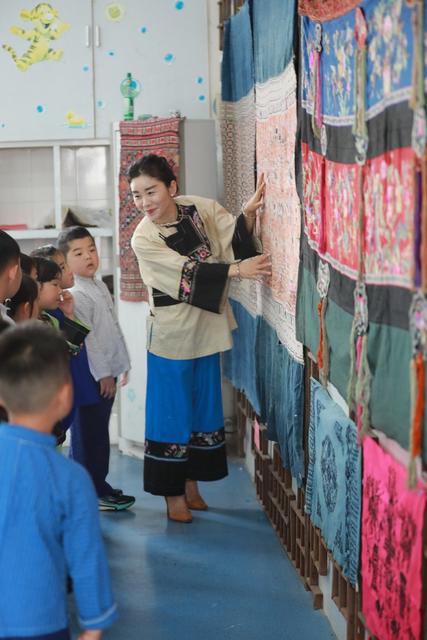 小朋友 湘西 陈列室 吉首 非遗 幼儿园 服饰 文化 传统  传承