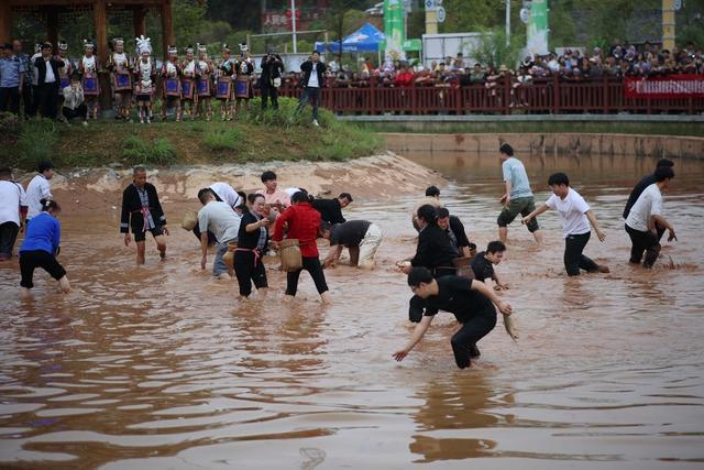 节庆、少数民族、民俗、文旅、大戊梁歌会
