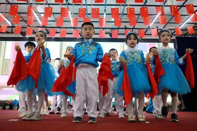 同学 湘西 土家族 苗族 小学  情景剧 文化 传统 传承 弘扬 魅力 