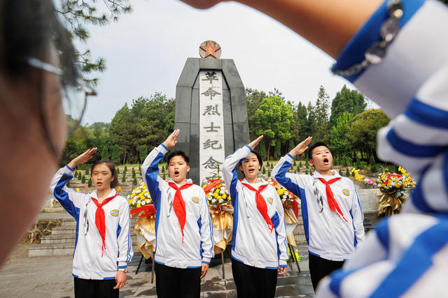 临武县--清明祭英烈  传承英雄志