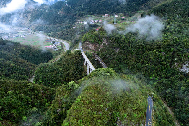 湖南炎陵 雨后  红星桥(村) 梦幻画卷 瑶乡