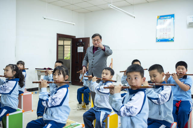 湖南娄底 多彩社团 特色