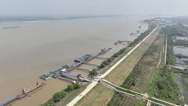 守护好一江碧水
