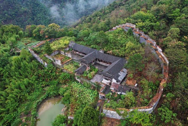 古堡 李自成 天罗山 城墙 垛口 神秘