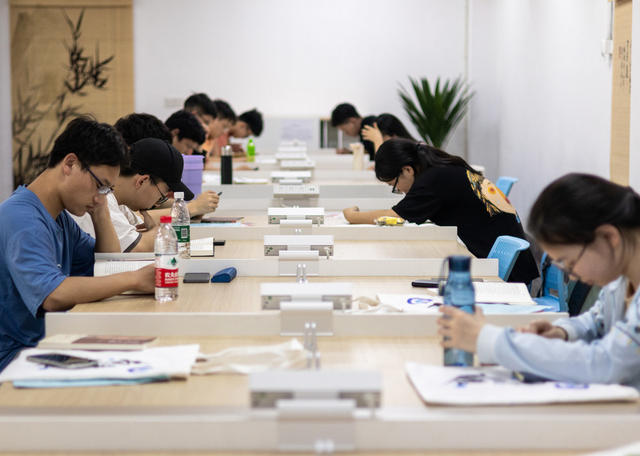 长沙理工大学 世界读书日