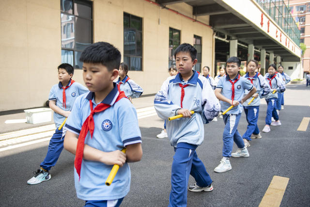湖南娄底 多彩课间 成长 活力 学生