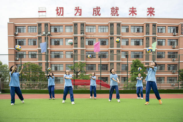 湖南娄底 多彩课间 成长 活力 学生