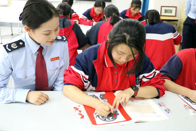 税法 校园 学生 宣传