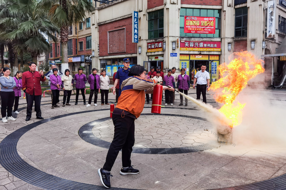 消防 安全 灭火器 宣传 培训 物业 小区