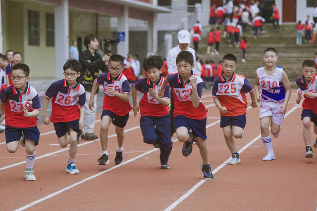 早安 隆回 好少年