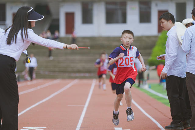 早安 隆回 好少年