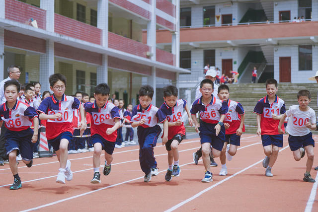 早安 隆回 好少年