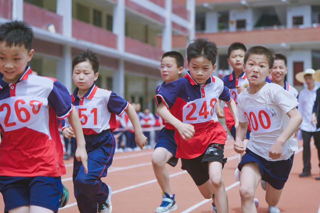 早安 隆回 好少年