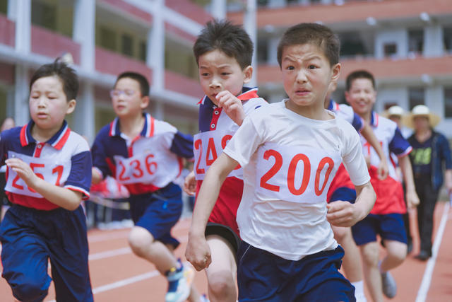 早安 隆回 好少年