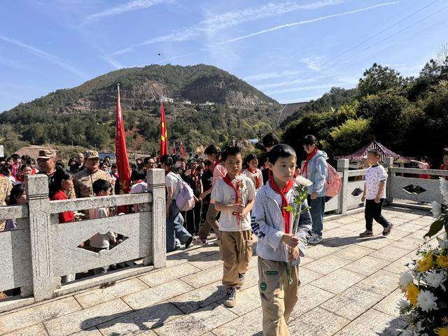 茶陵 徒步  祭英烈