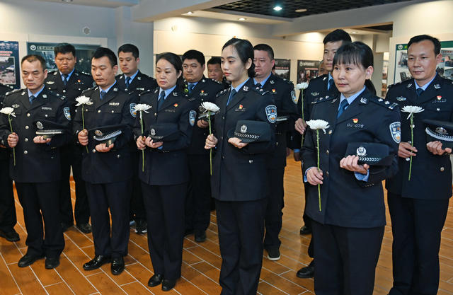 清明节 祭奠英烈  民警  禁毒英烈 哀思 纪念馆 缅怀英烈 献花 