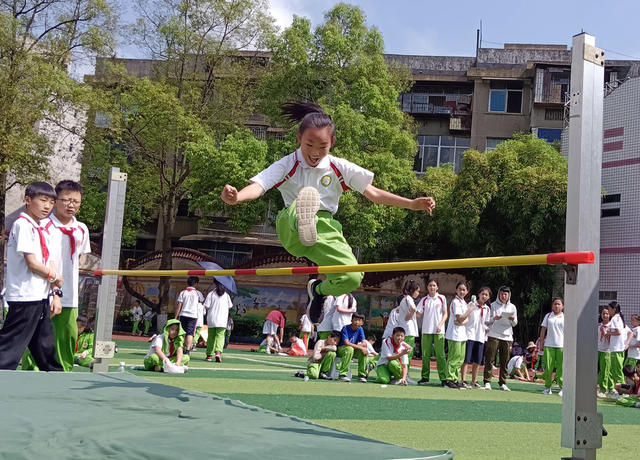 体育 竞赛 学生 乐趣 健体