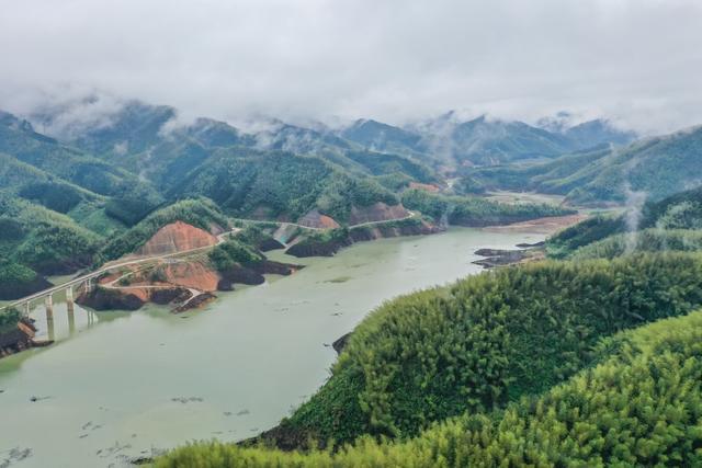 绿水青山 生态 风景 水库 山青水秀 山水 绿色