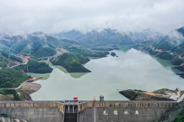 绿水青山 生态 风景 水库 山青水秀 山水 绿色