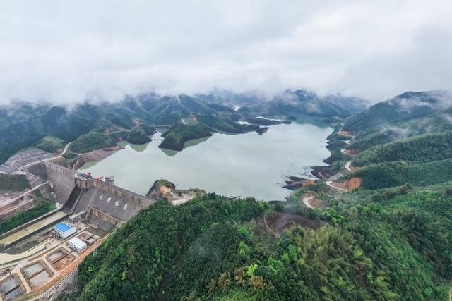 绿水青山 生态 风景 水库 山青水秀 山水 绿色