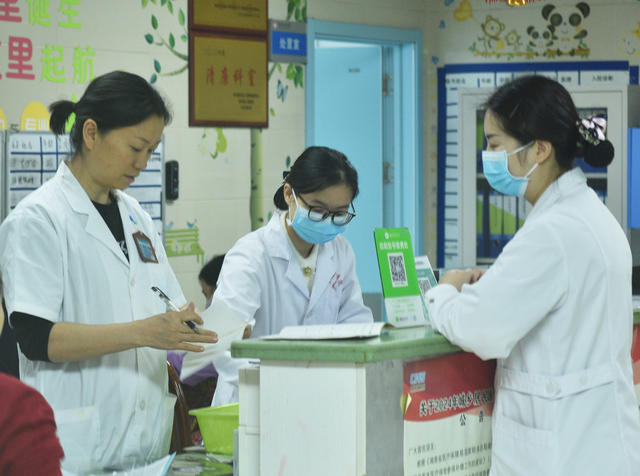 嘉禾：坚守岗位  守护健康