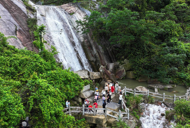 五一 假期 旅游 游客 南岳 