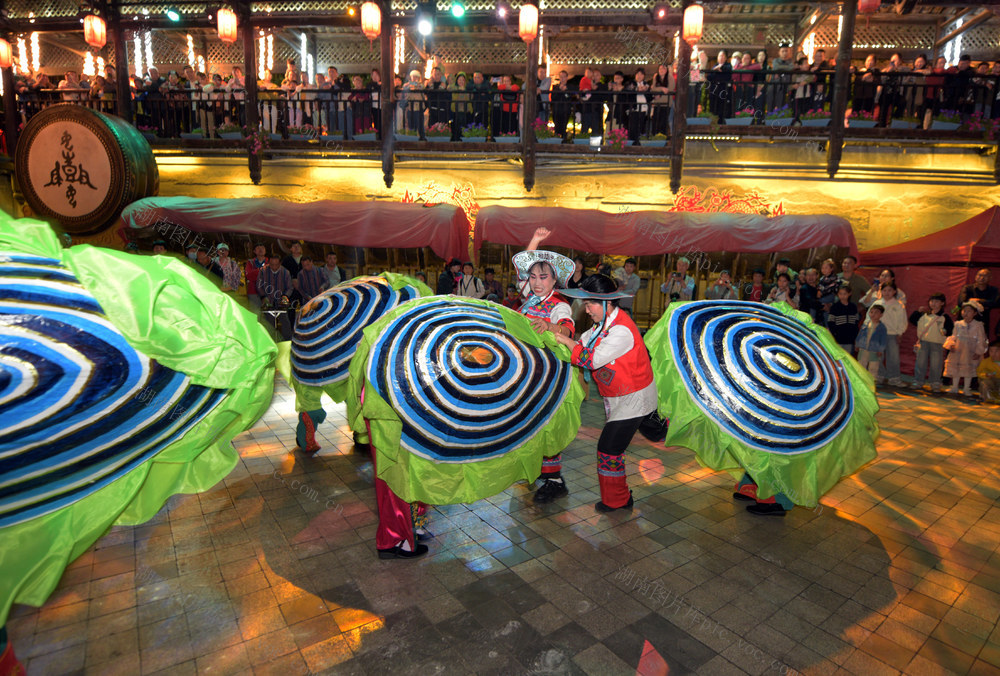  Intangible Cultural Heritage Tourists Happy May Day