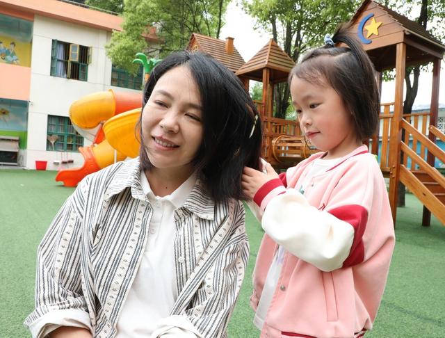  巧手绘妈妈      感恩“母亲节”
