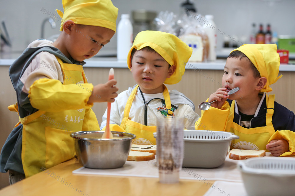 湖南，湘西，幼儿，厨房，生活，体验，美食，快乐