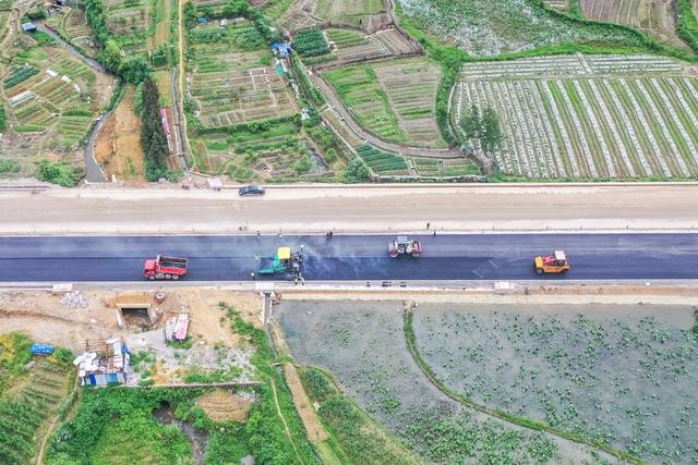 国道 公路 交通 建设 施工 道路